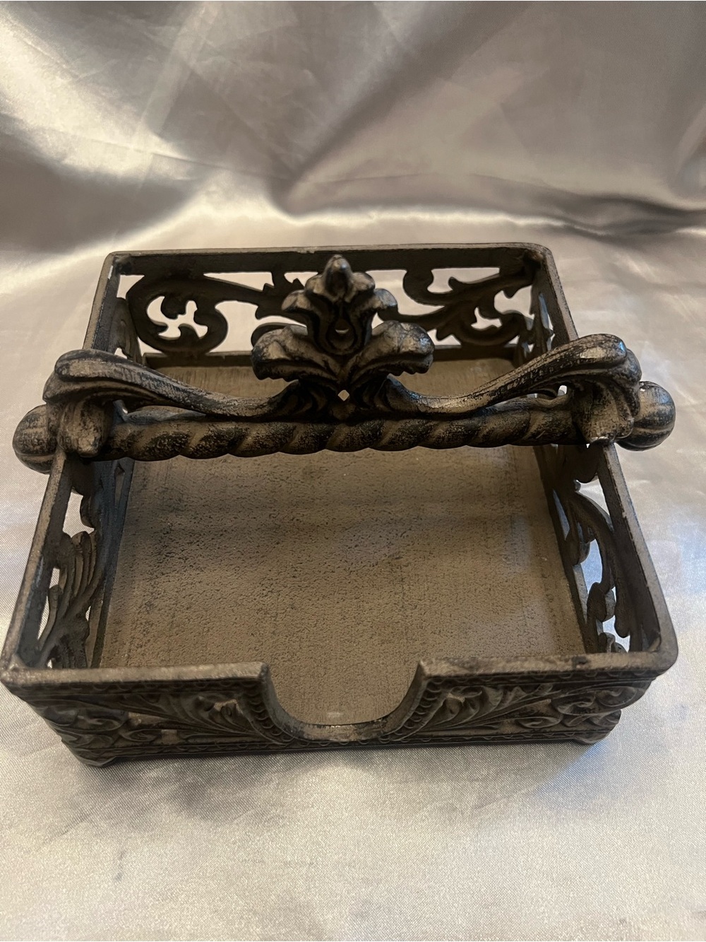 Napkin Holder – Decorative Metal Tabletop Holder